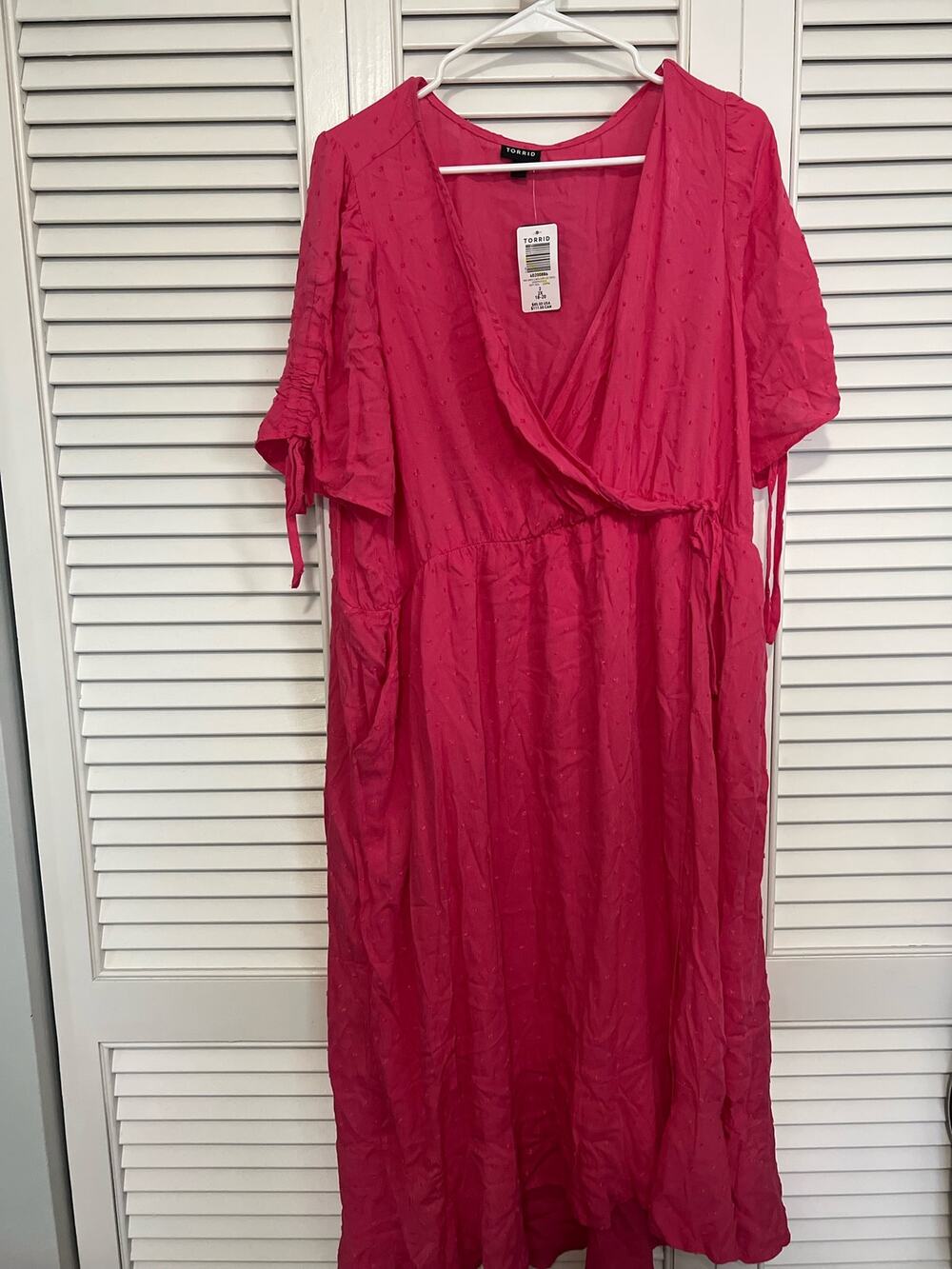 NWT Torrid Swiss Dot Flowy Maxi Wrap Dress Hot Pink Sz: 2 (18/20)